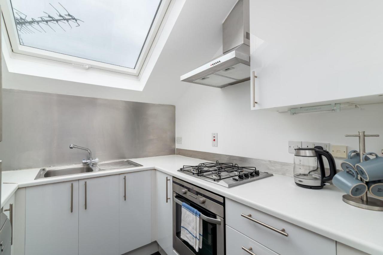 Guestready - Sunny Top Floor Flat With Views London Exterior photo